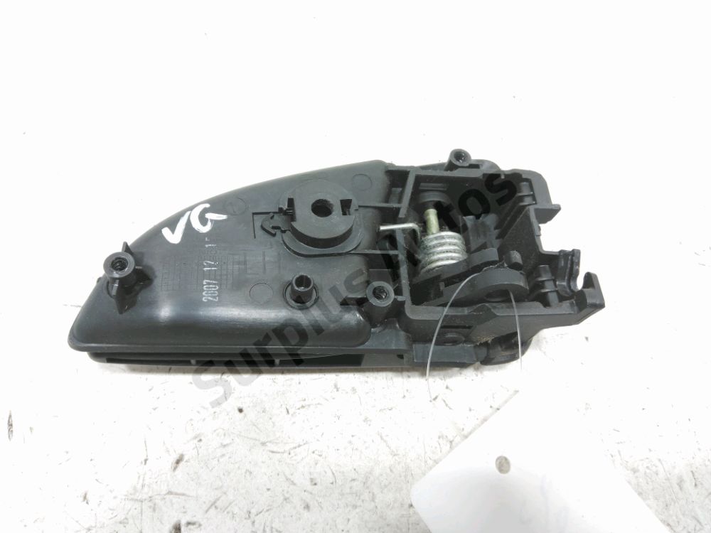 Poignée intérieure porte avant gauche