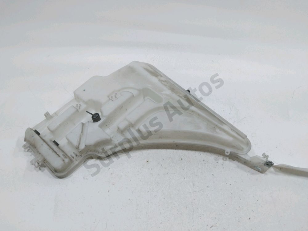 Réservoir de lave glace avant