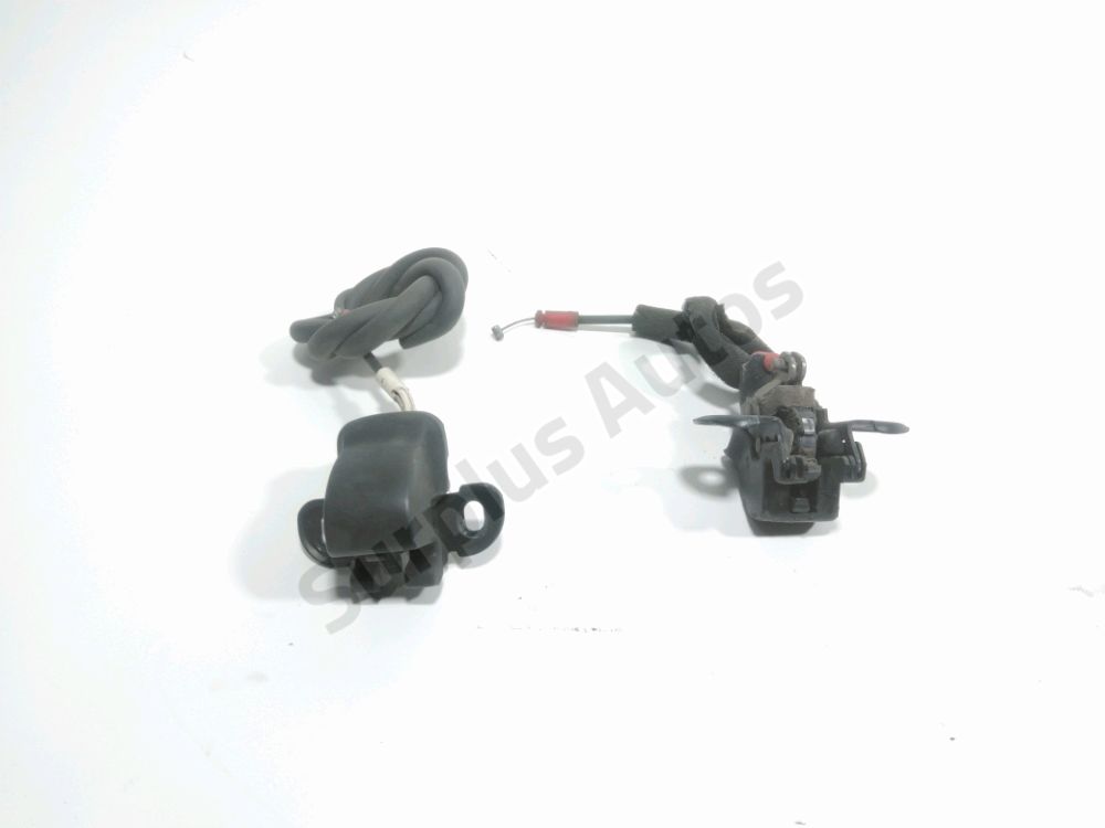 Serrure de porte battante arrière gauche