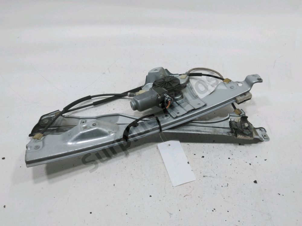 Lève-vitre électrique avant gauche