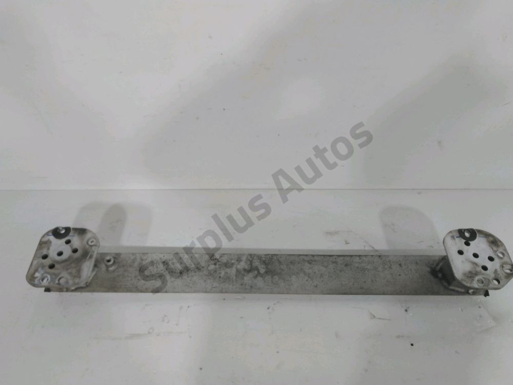 Renfort pare-choc arrière