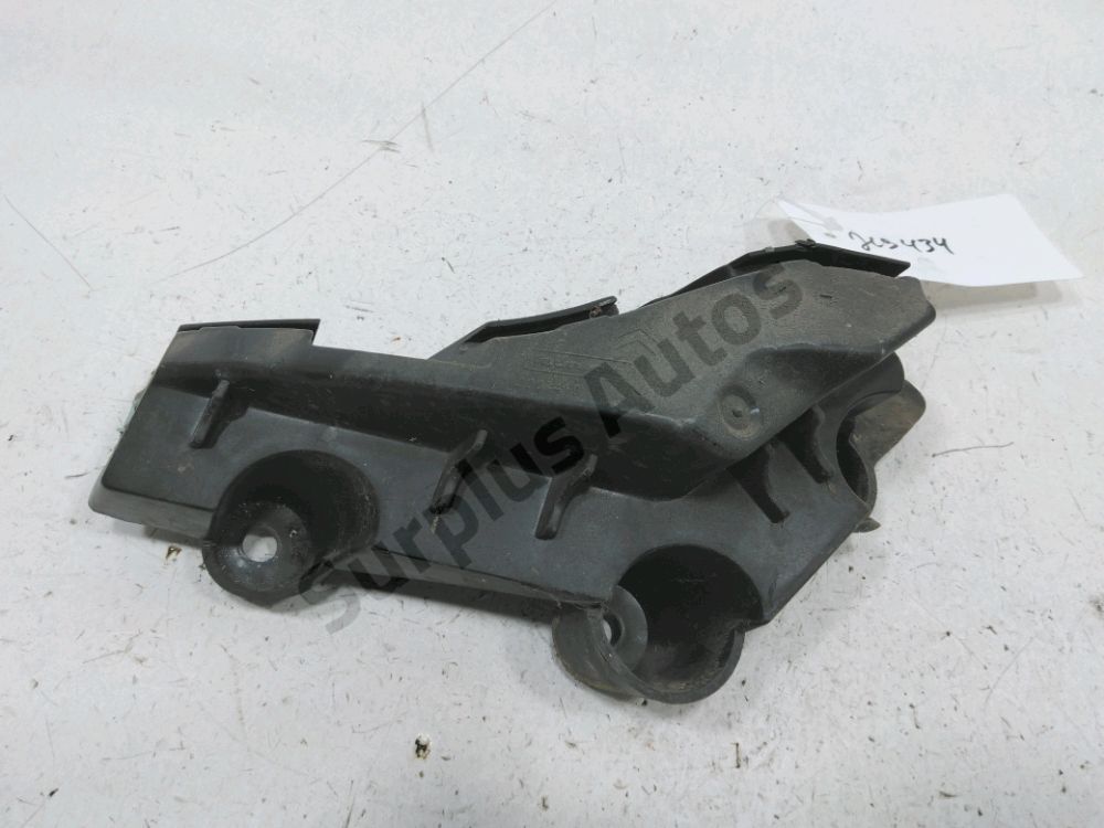 Support gauche de pare-choc arrière