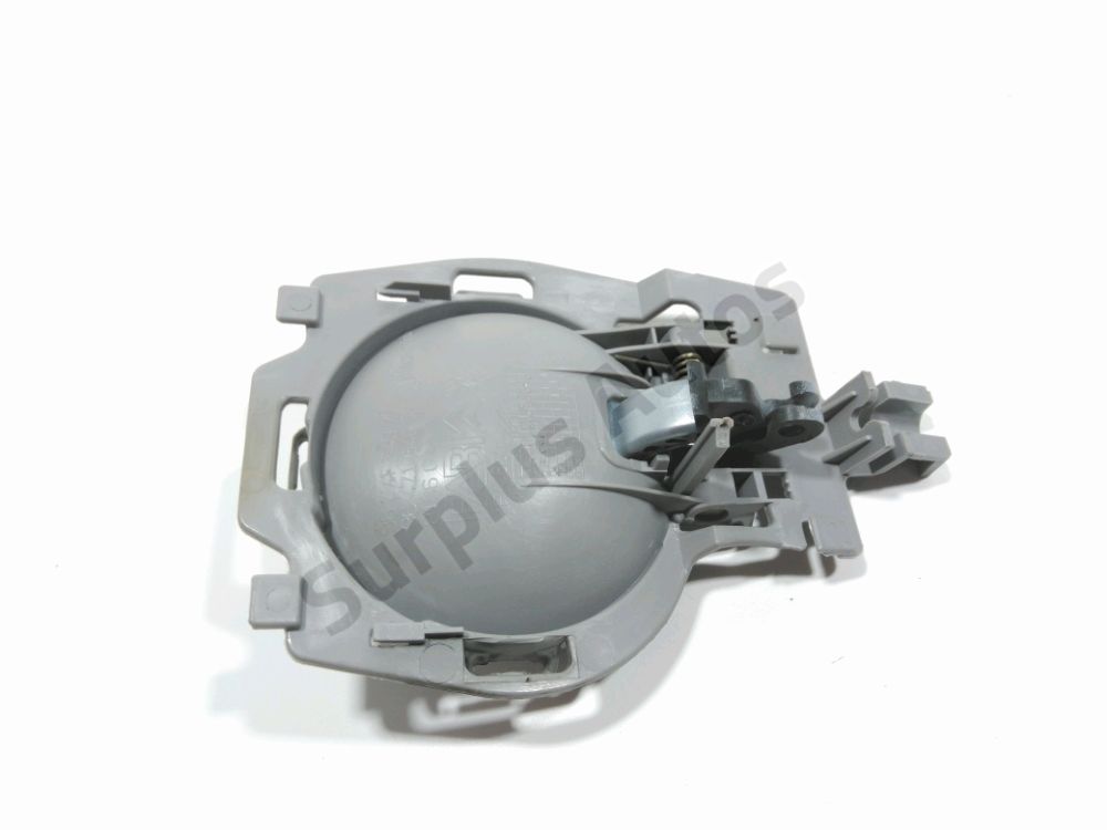 Poignée intérieure porte avant gauche