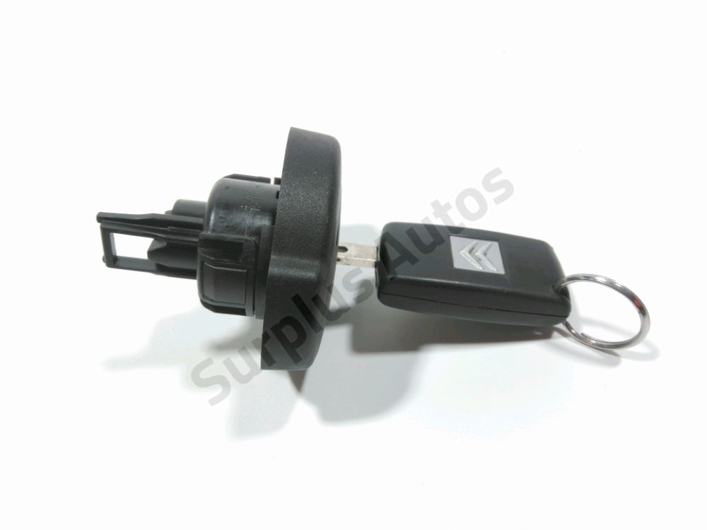 Bouchon de réservoir à carburant