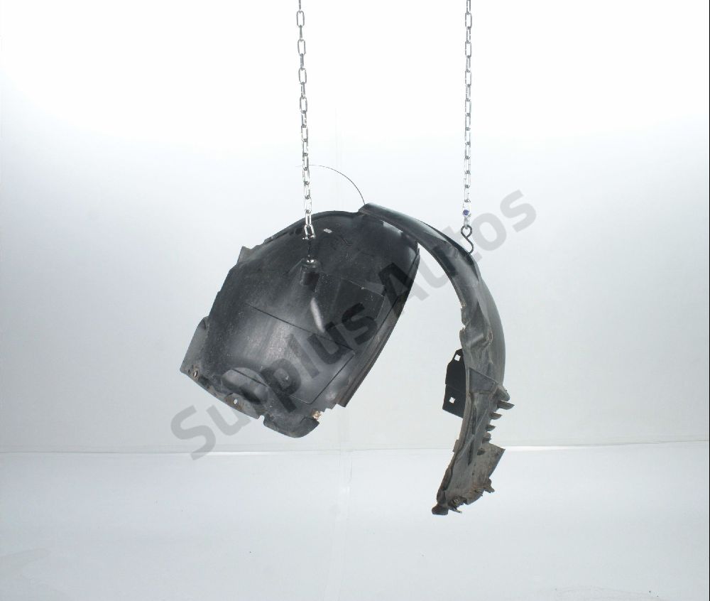 Pare-boue avant droit