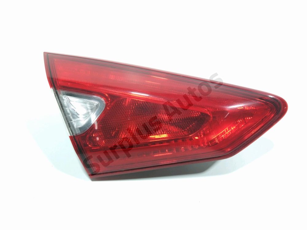 Feu arrière intérieur gauche