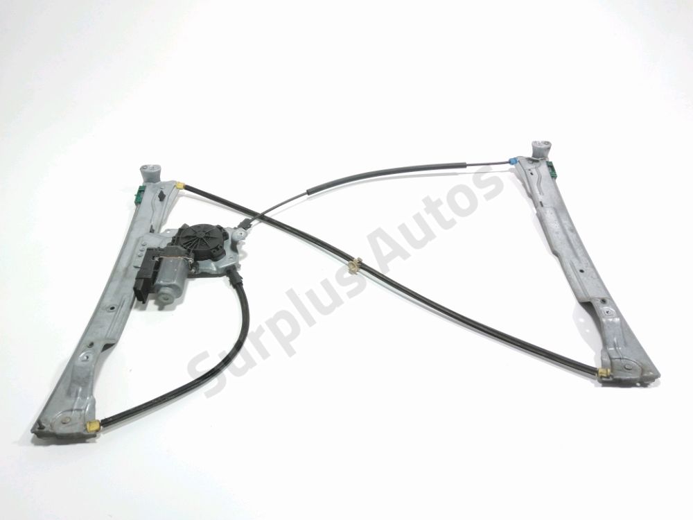 Lève-vitre électrique avant droit