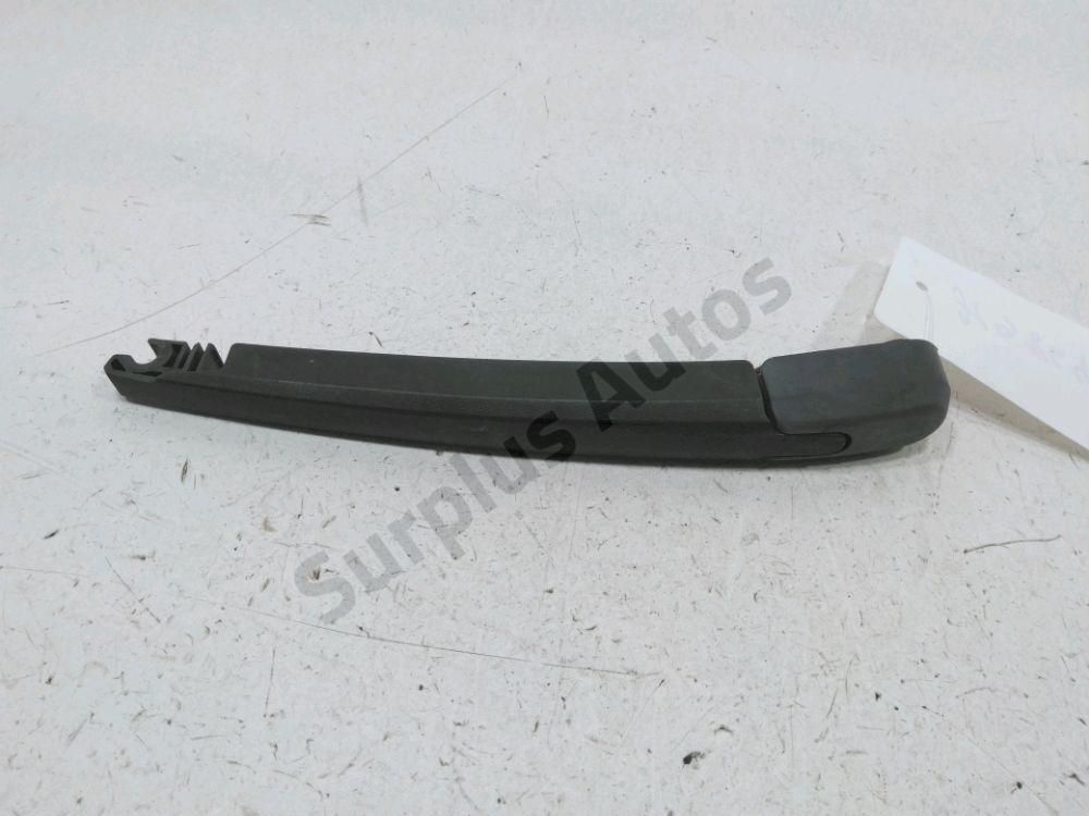 Bras d'essuie-glace arriere