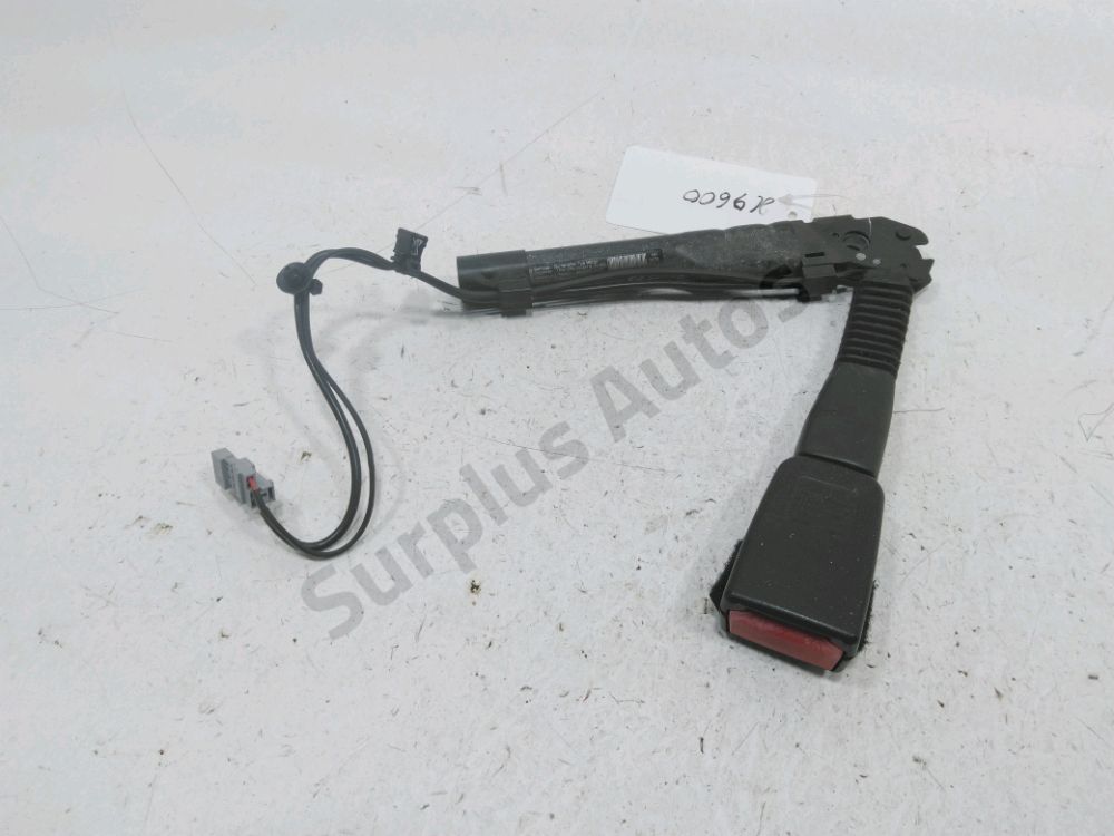 Ancrage ceinture avant droit