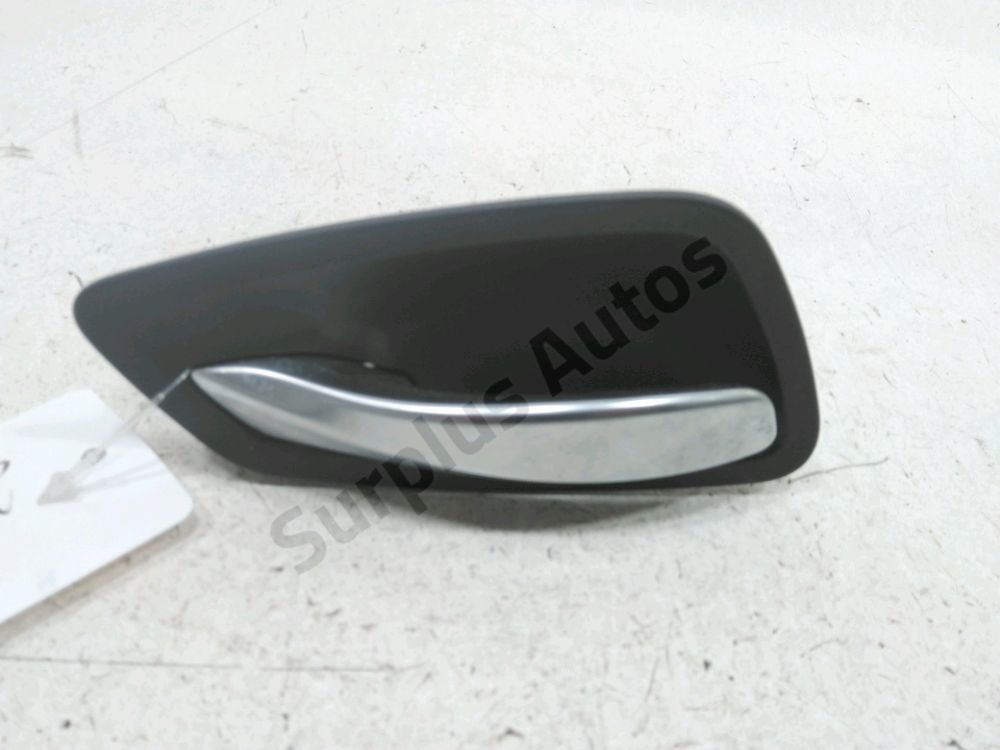 Poignée intérieure porte arrière gauche