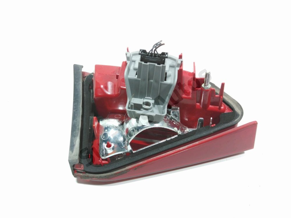 Feu arrière intérieur droit