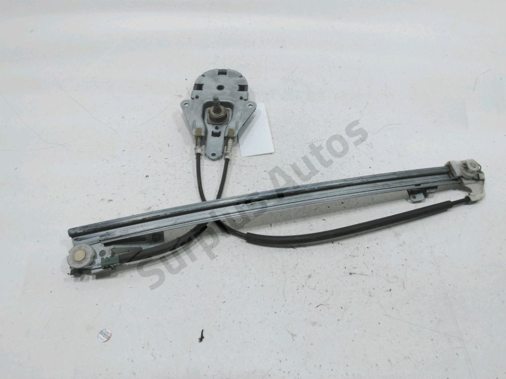 Lève-vitre manuel avant droit