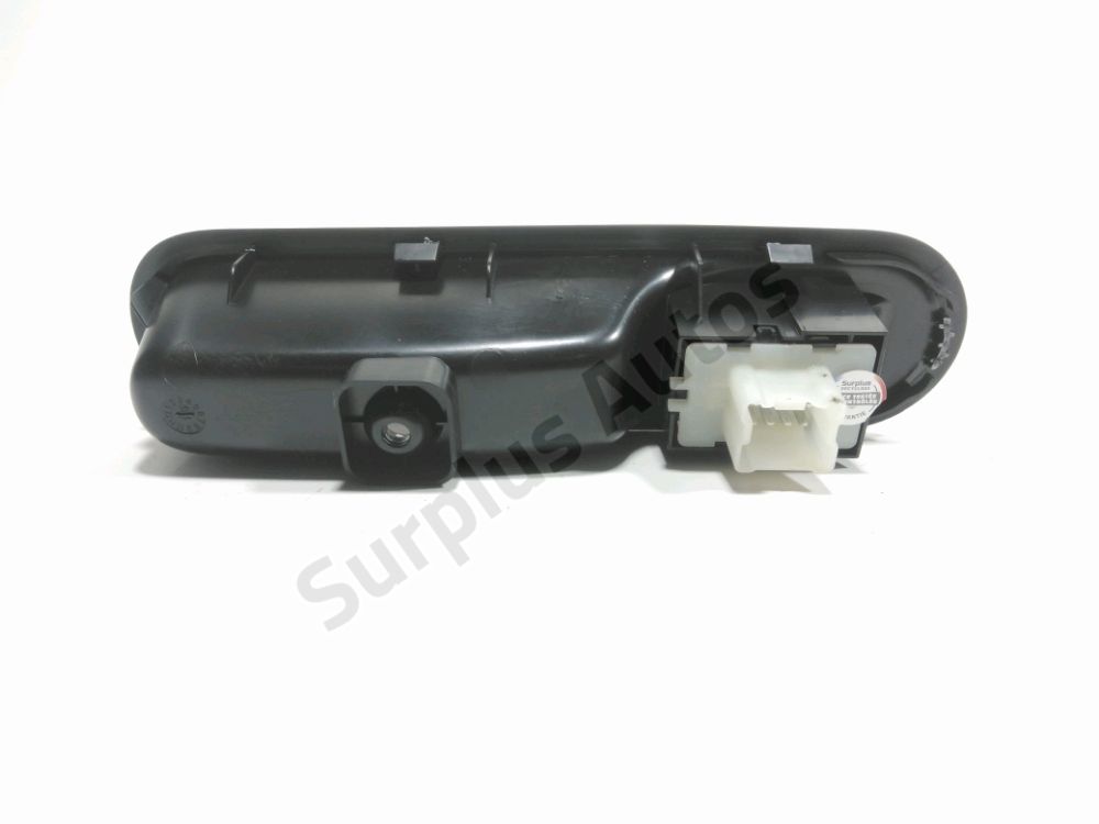 Commande lève-vitre avant droit