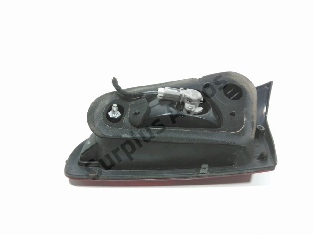 Feu arrière intérieur gauche