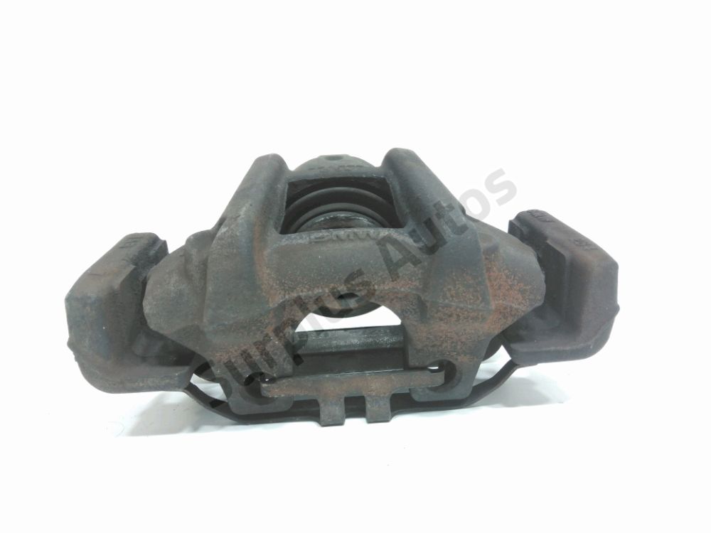 Etrier de frein avant droit