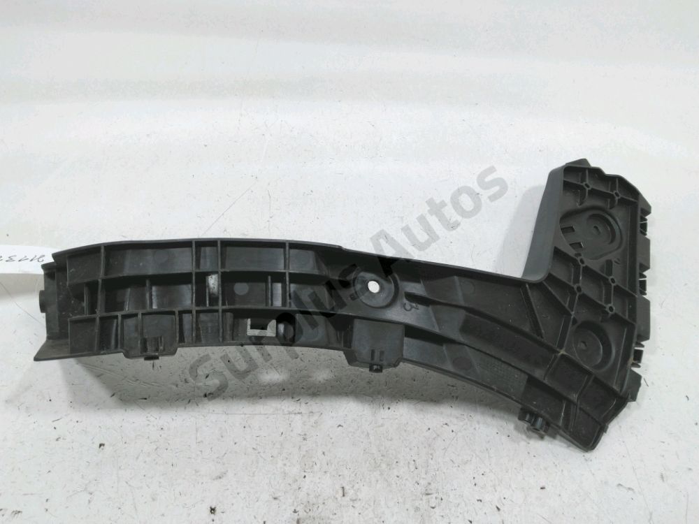 Support droit de pare-choc arrière