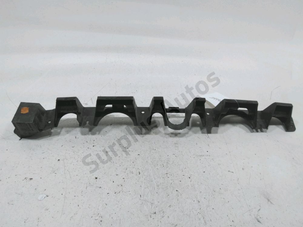 Support central de pare-choc arrière