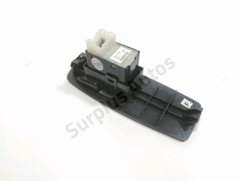 Commande lève-vitre avant droit