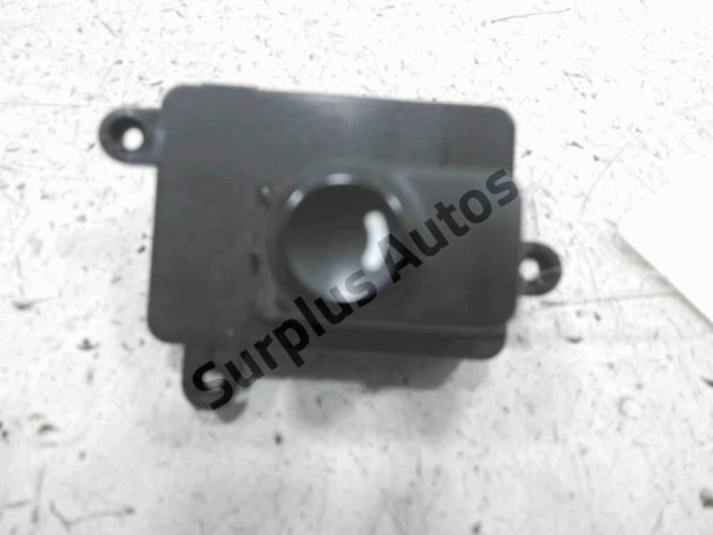 Commande lève-vitre avant droit