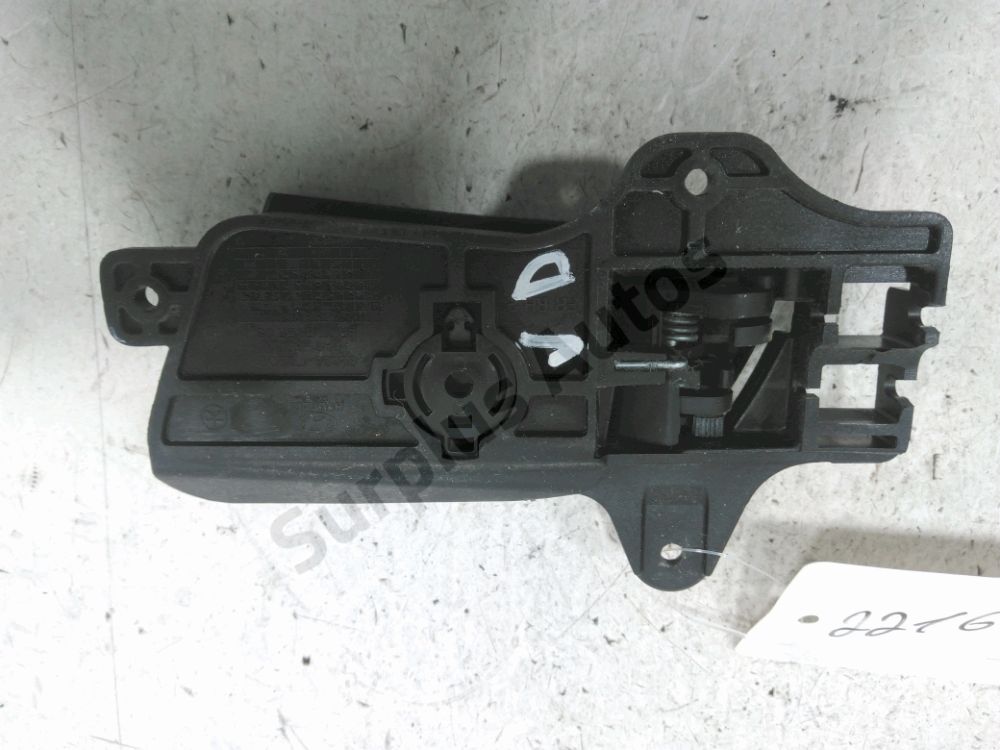 Poignée intérieure porte avant droite