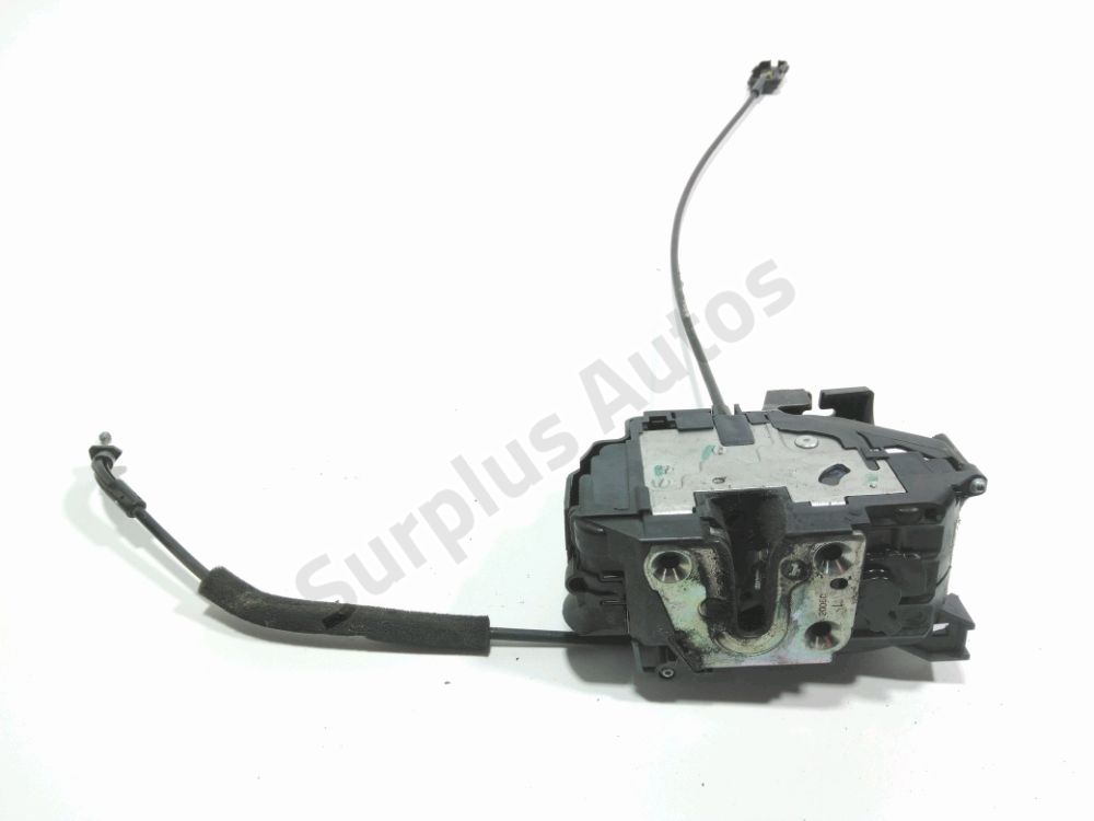 Serrure de porte avant gauche