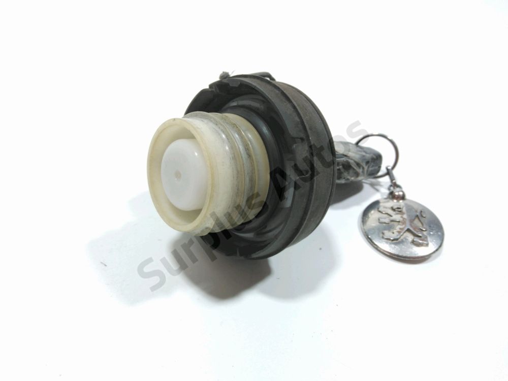 Bouchon de réservoir à carburant