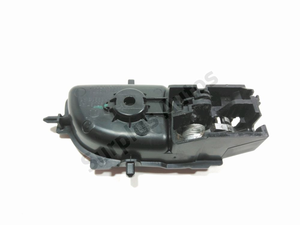 Poignée intérieure porte avant gauche