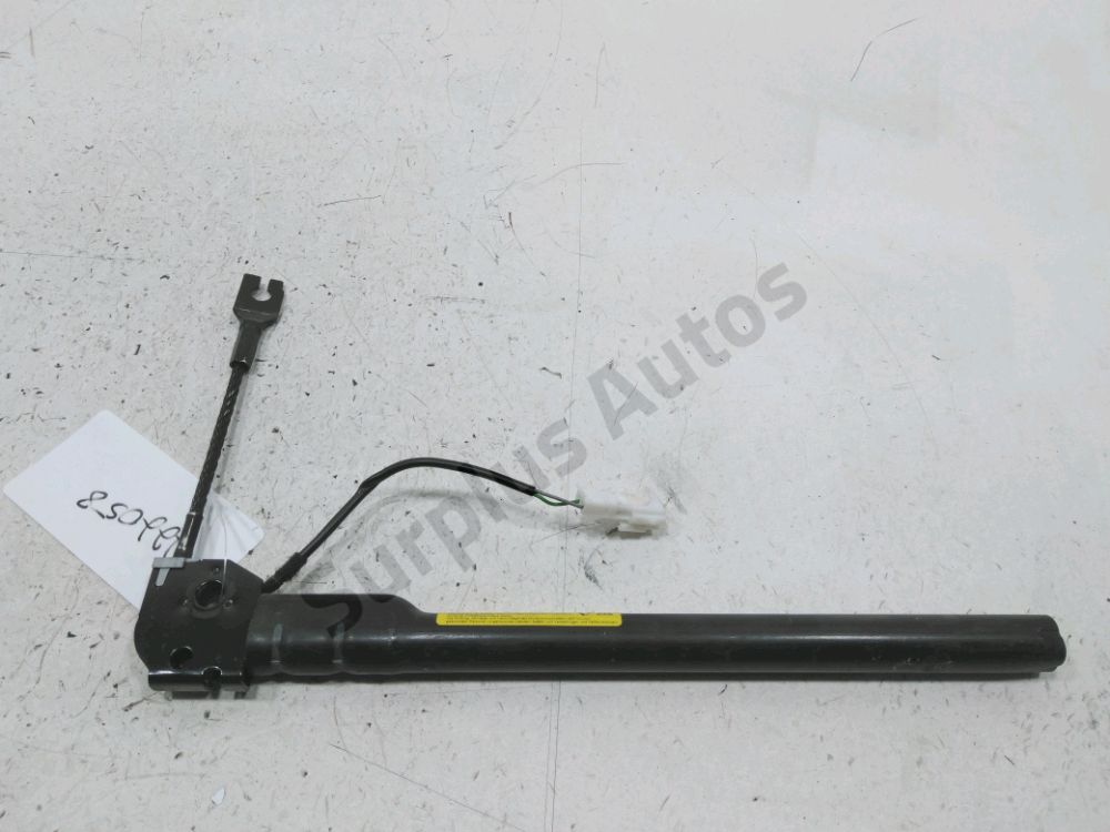 Prétensionneur avant gauche