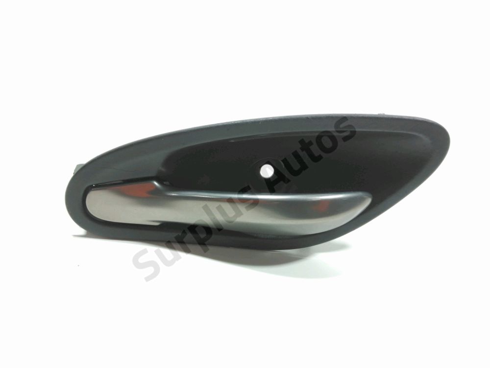 Poignée intérieure porte avant gauche