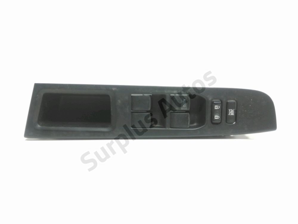 Commande leve-vitre avant gauche