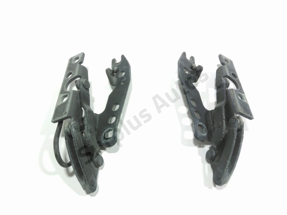 Jeu de charnières de capot