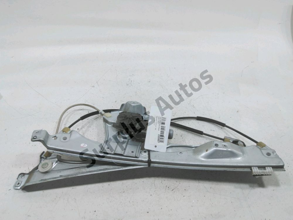 Lève-vitre électrique avant droit