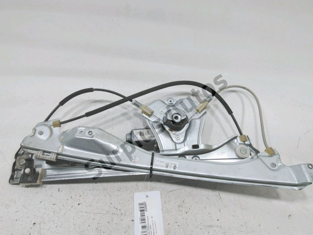 Lève-vitre électrique avant droit