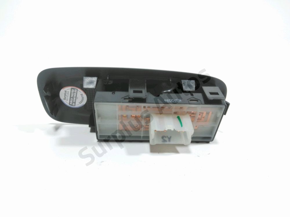 Commande lève-vitre avant droit