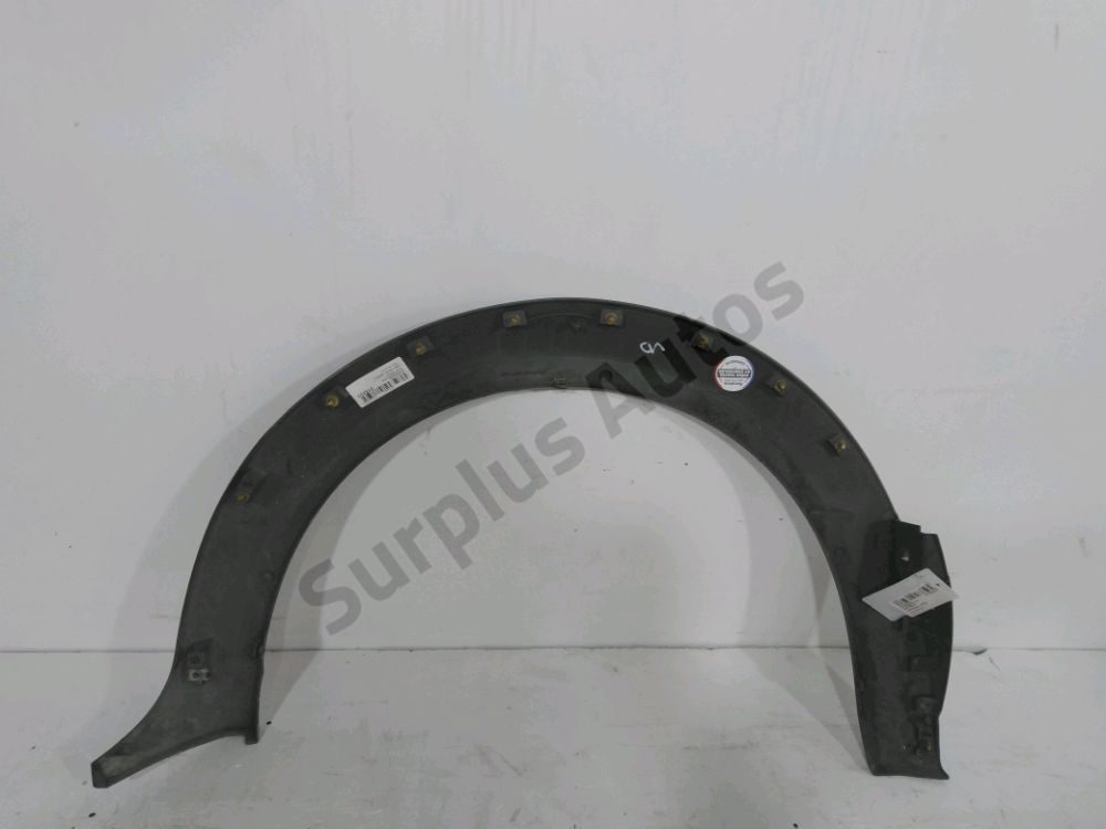 Elargisseur d'aile avant droite