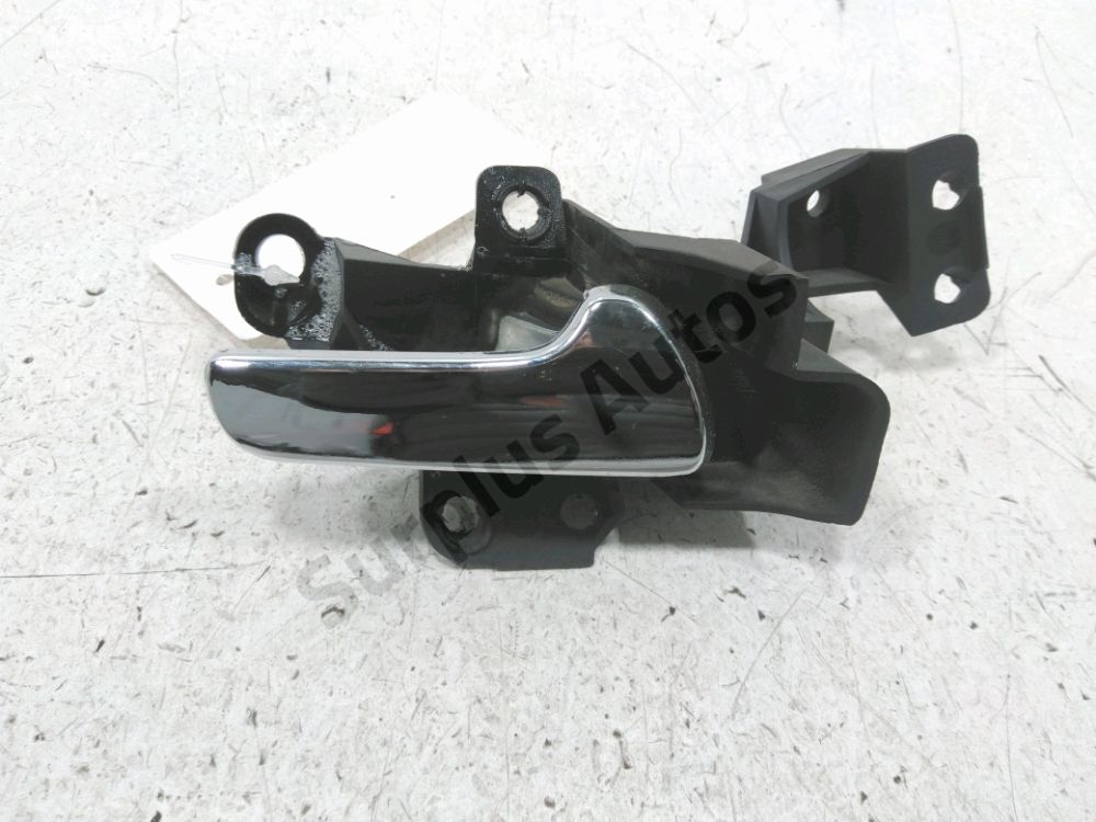 Poignée intérieure porte avant droite