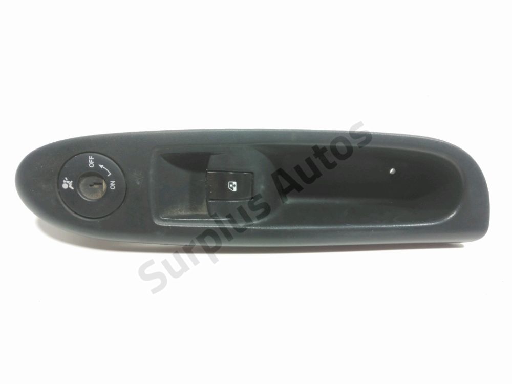 Commande lève-vitre avant droit