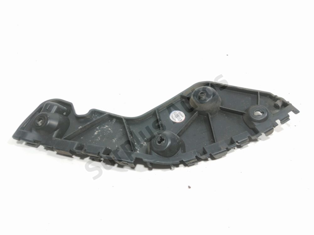 Support droit de pare-choc arrière