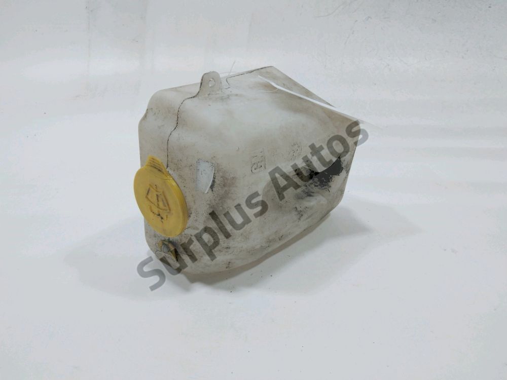 Réservoir de lave glace avant