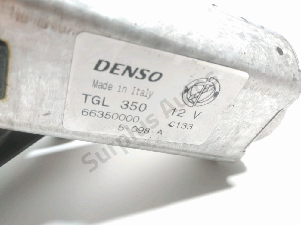 Moteur d'essuie glace arrière