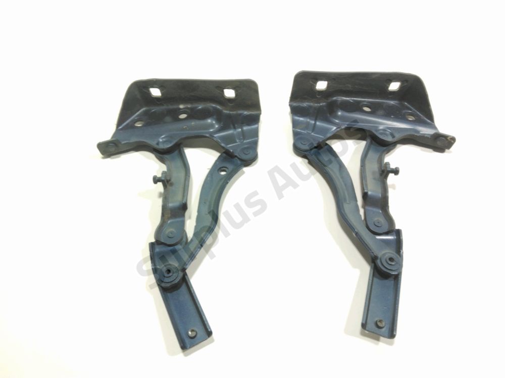 Jeu de charnieres de capot