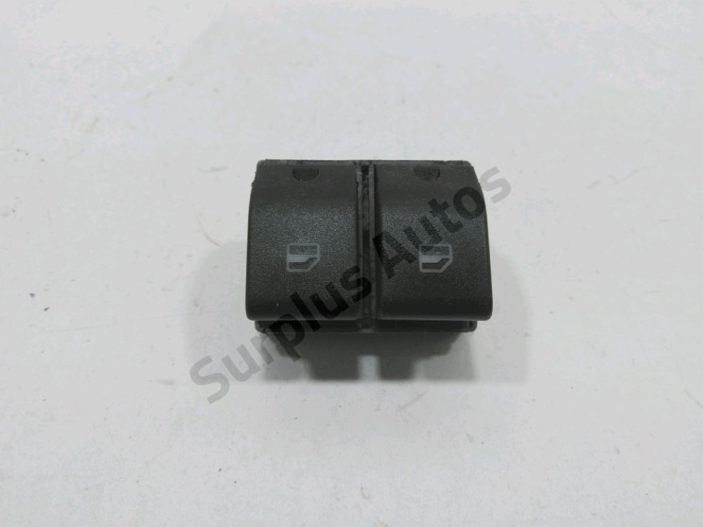 Commande lève-vitre avant gauche