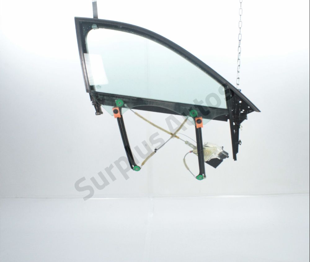 Lève-vitre électrique avant droit