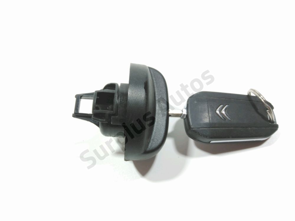 Bouchon de réservoir à carburant