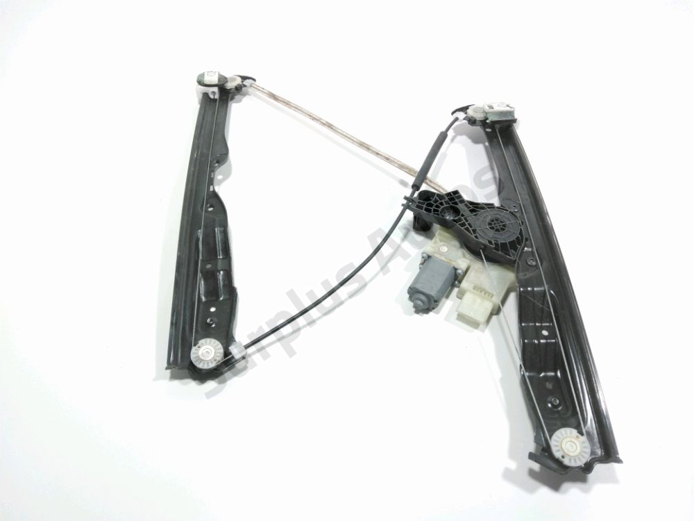 Lève-vitre électrique avant droit