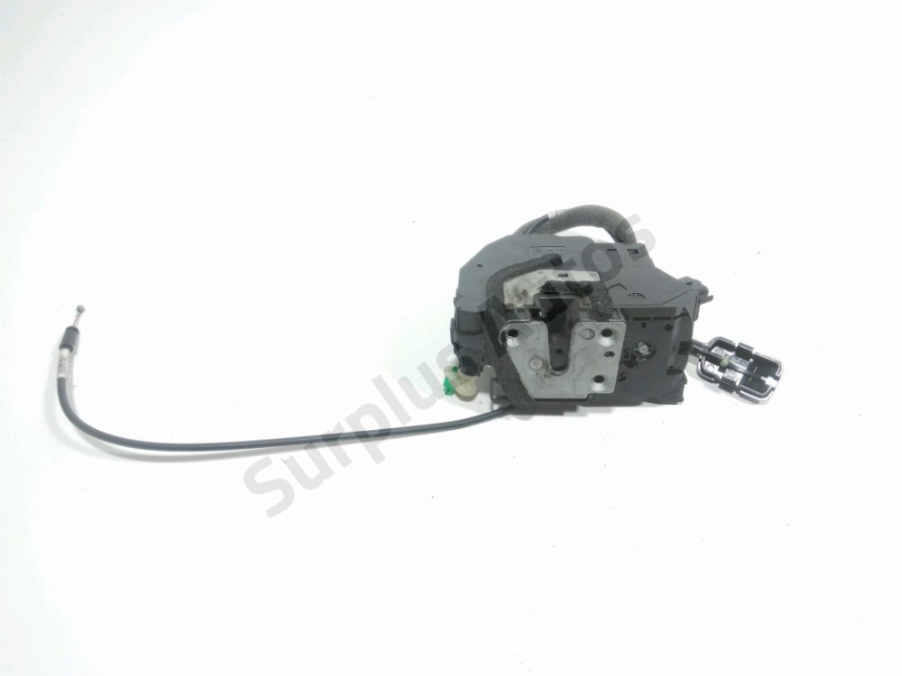 Serrure de porte avant gauche