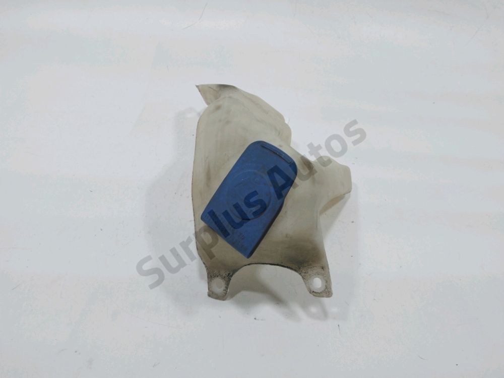 Réservoir de lave glace avant