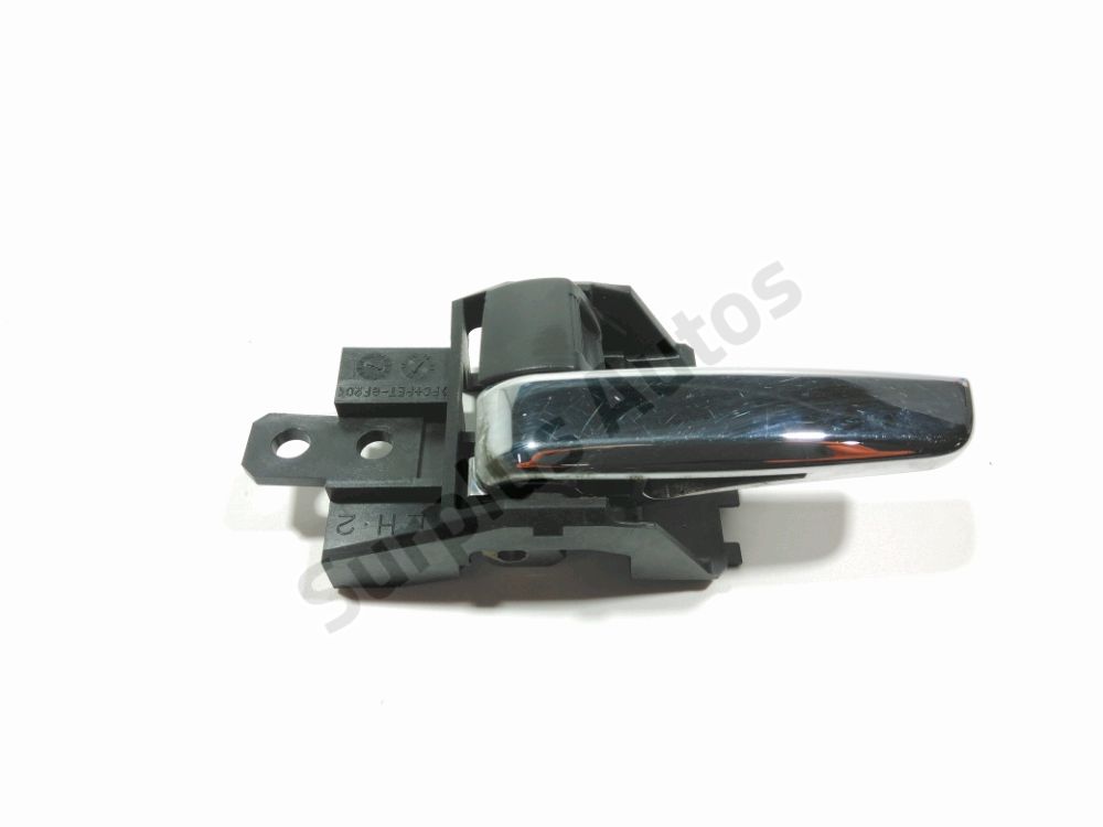 Poignée intérieure porte avant gauche