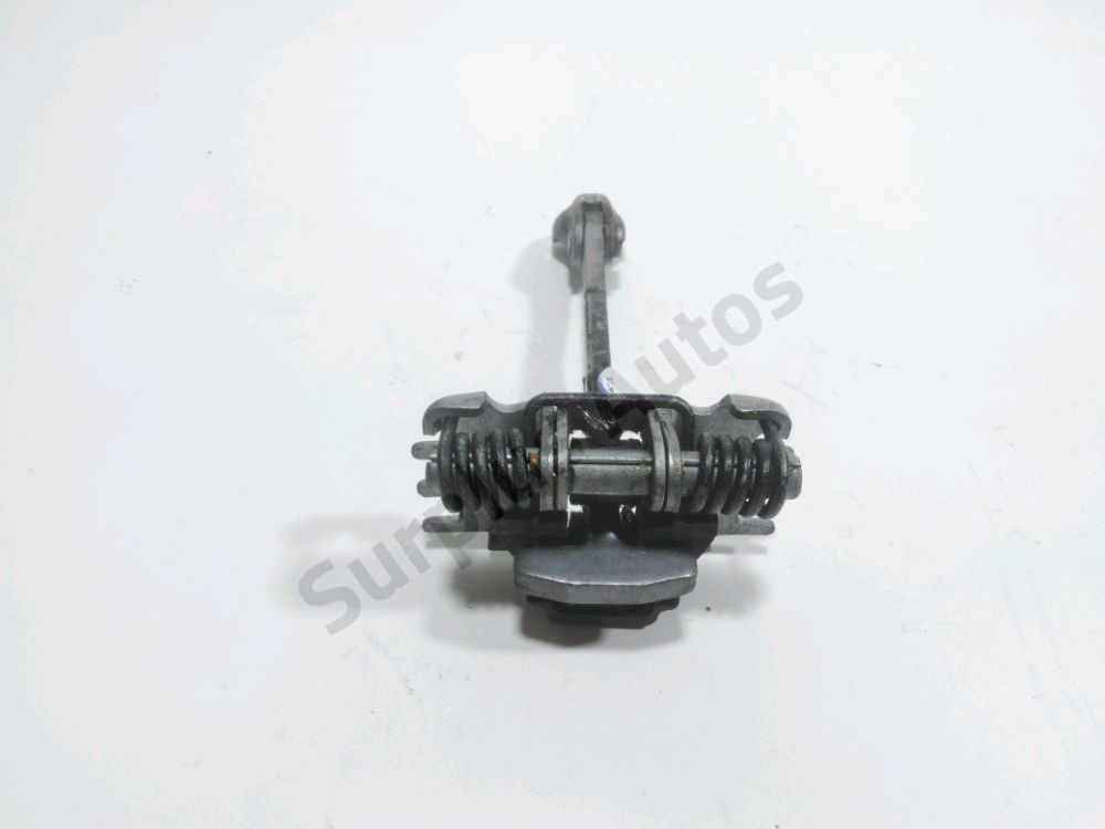 Tirant de porte avant droit