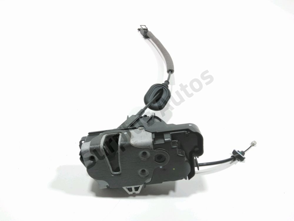 Serrure de porte avant droite